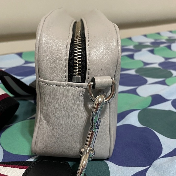 Marc Jacobs Grey Leather Camera Bag - Picture 7 of 15